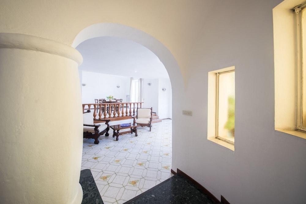 Hotel Antonella อีสเกีย ภายนอก รูปภาพ